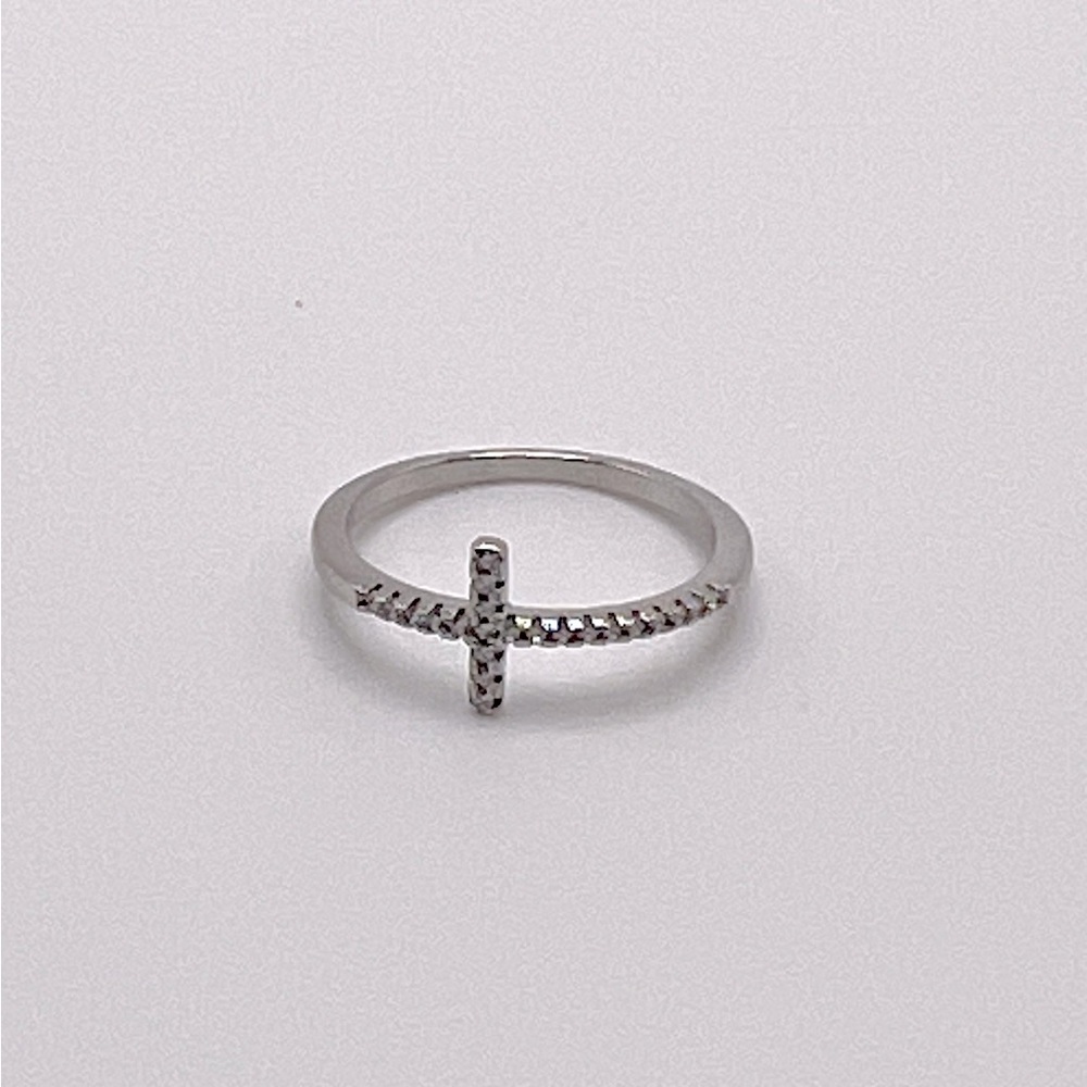 Sale $24 . 925 Sterling Silver Sideways Cz Cross Ring - Picture 6 of 17